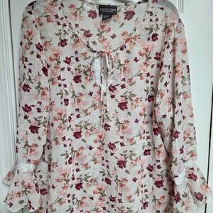Notations women's Large floral sheer blouse with bell sleeves